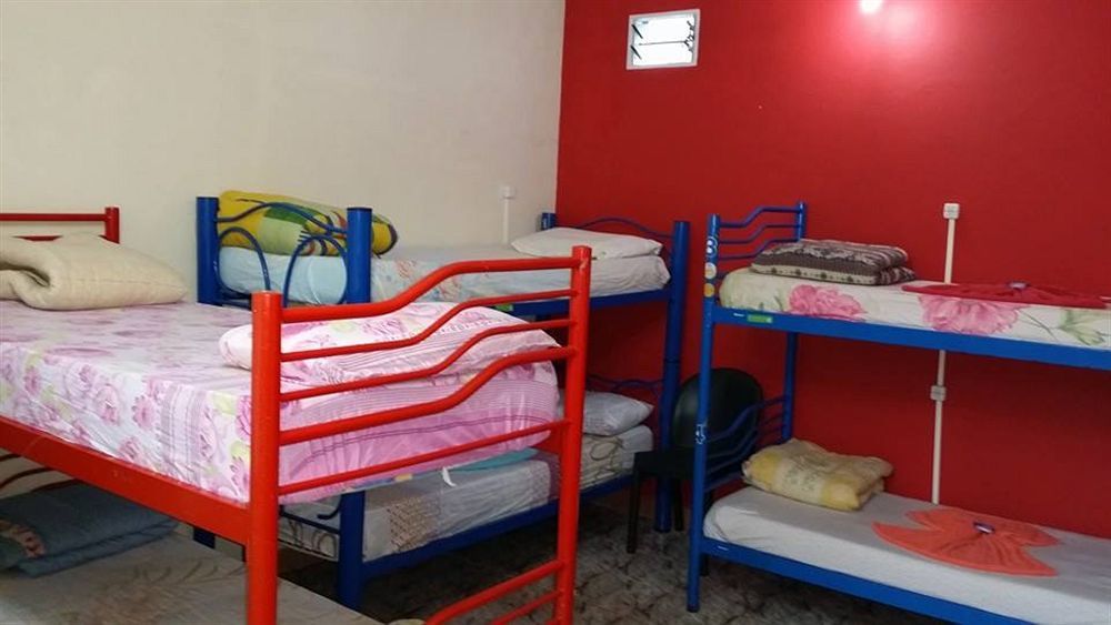 Residencial Noelia Hostel Puerto Iguazú Esterno foto
