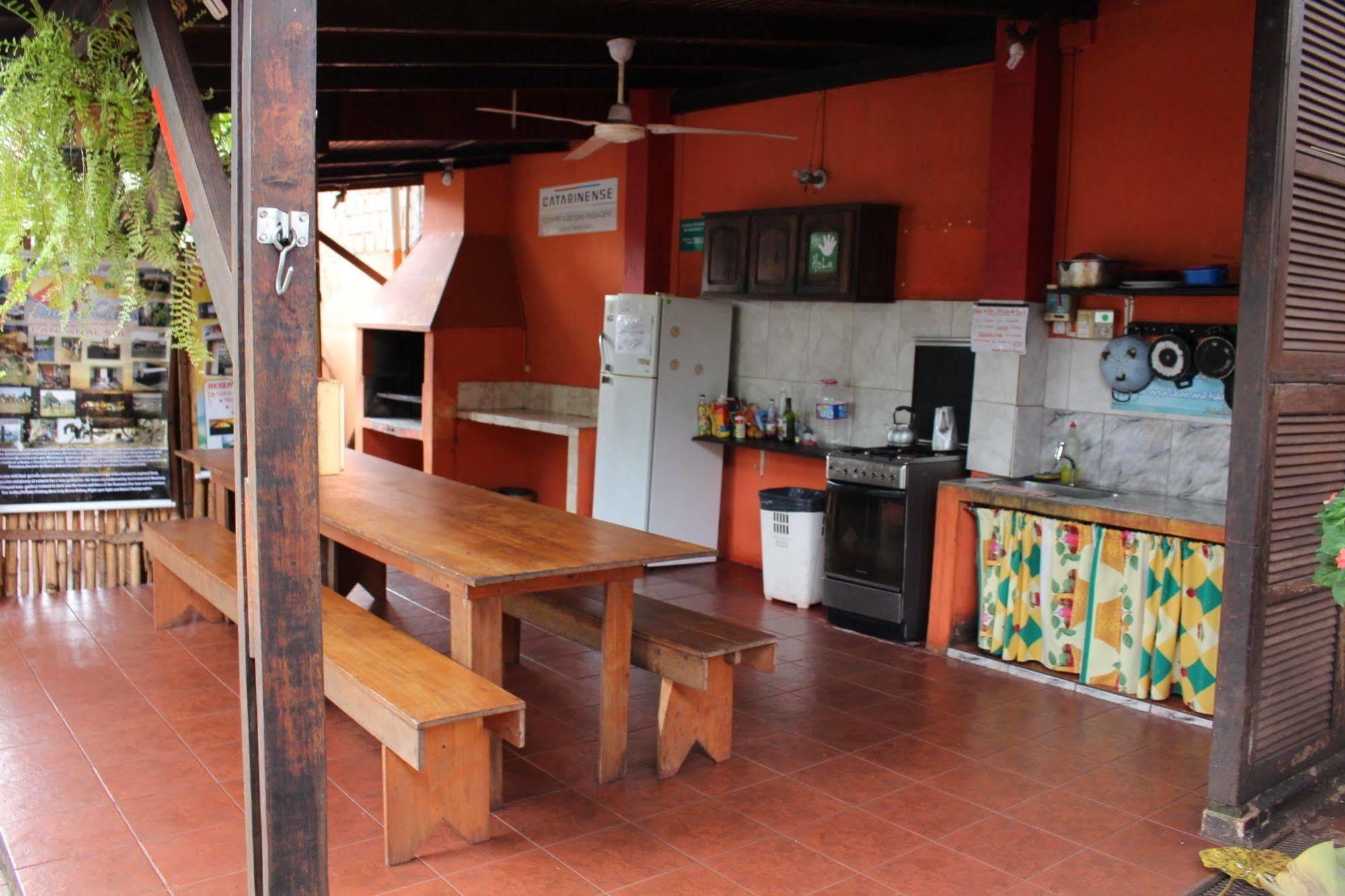 Residencial Noelia Hostel Puerto Iguazú Esterno foto