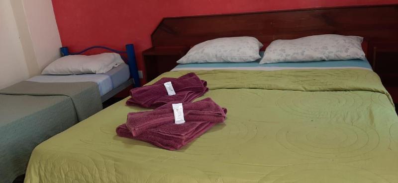 Residencial Noelia Hostel Puerto Iguazú Esterno foto